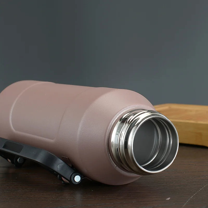 Portable sport vacuum flask